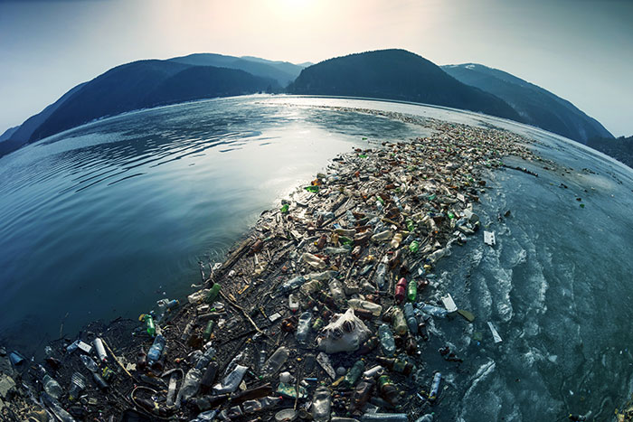 ocean and plastic pollution