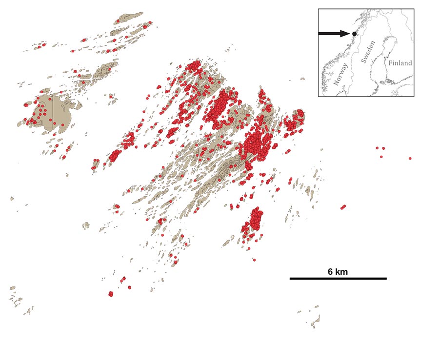 All GPS positions of all individual Eagle-Owls tagged with GPS transmitters. Location map refers to the southern part of Fennoscandia with the study area of Solværøyane (12°35’ E, 66°22’ N) indicated with an arrow and a black dot.(from [Nygård et al., 2023])